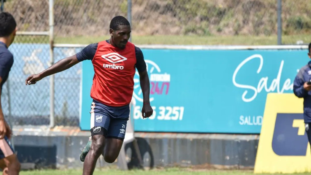 Andersson Ordóñez, defensor de Universidad Católica.