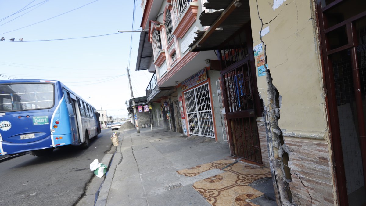 Estructura. Así quedó uno de los inmuebles afectados por el accidente.