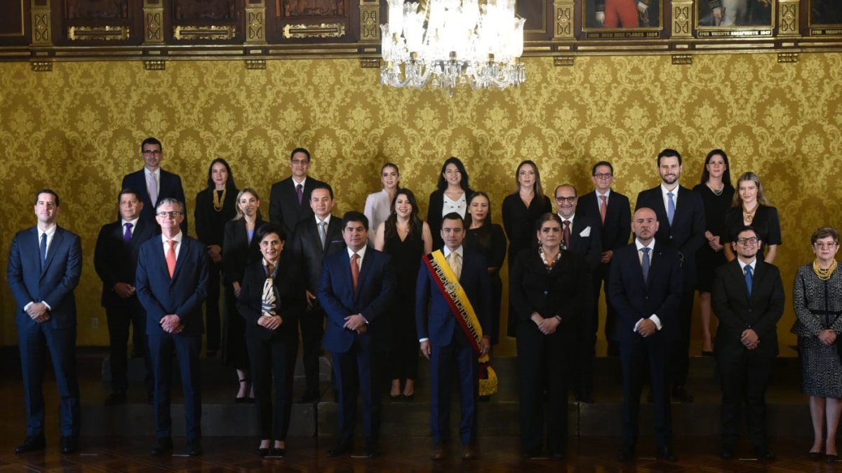 Registro. La vicepresidenta Verónica Abad no estuvo en Carondelet para la foto oficial.