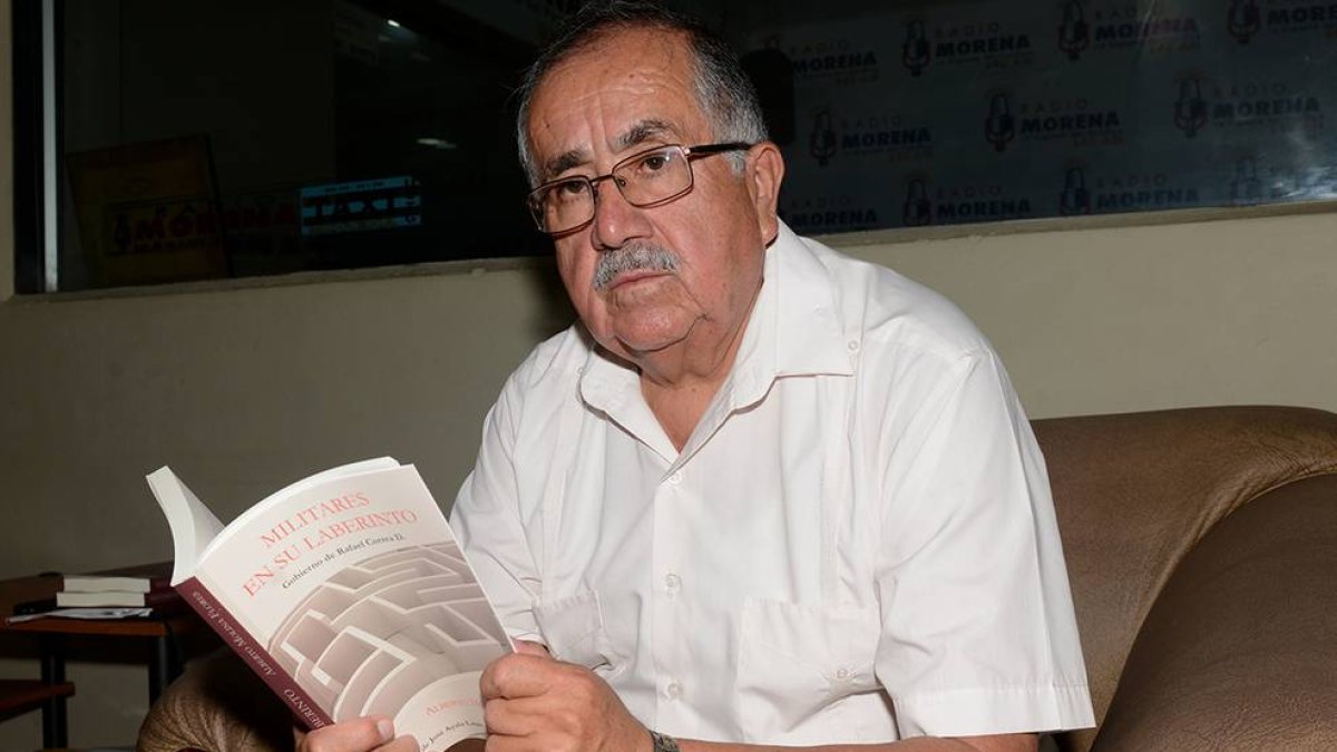 Alberto Molina Flores.