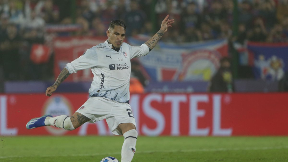 El futbolista Paolo Guerrero, de LDU Quito, en una fotografía de archivo.