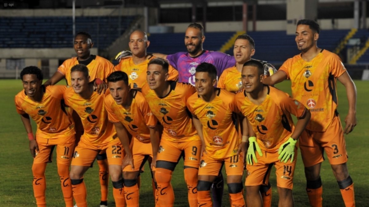 Libertad de Loja iniciaría con -4 puntos para la temporada 2023.