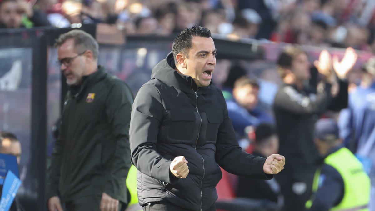 El técnico Xavi Hernández espera que su equipo recupere el buen juego y los goles.