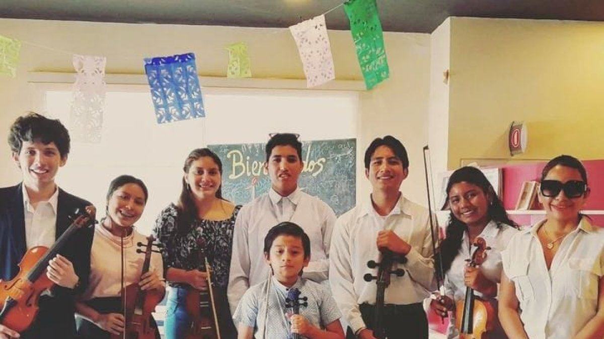 Acto. La propuesta musical permite conformar grupos.