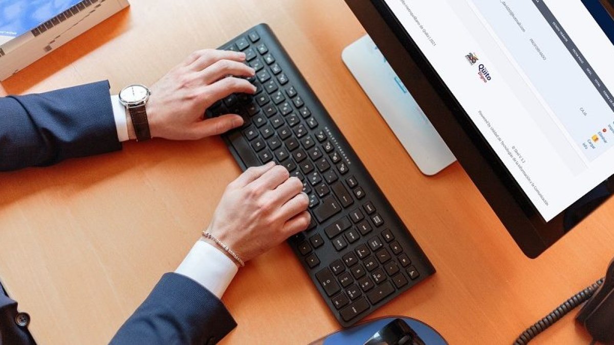 Este documento, esencial para diversos trámites, confirma la situación fiscal de personas naturales y jurídicas.