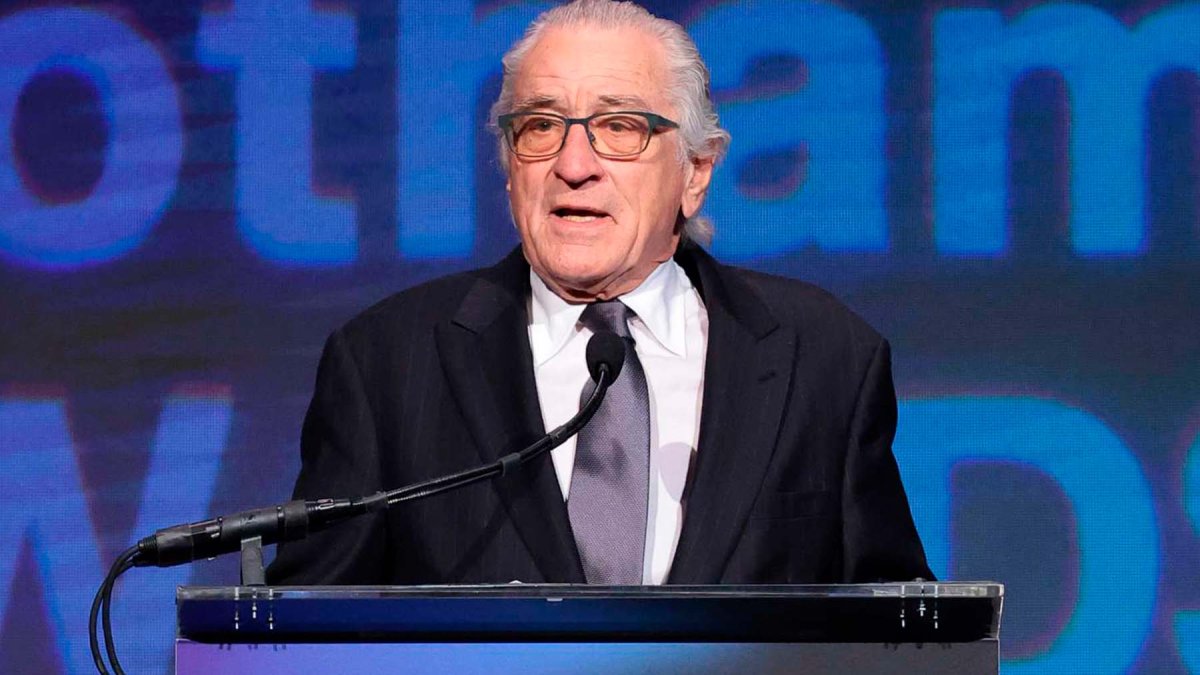 Robert De Niro durante su discurso en la ceremonia llevada a cabo en Nueva York.
