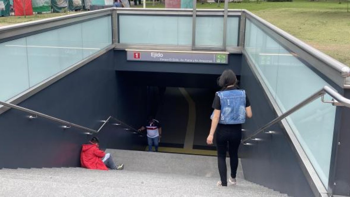 Las estaciones del Metro de Quito han permanecido abiertas en su totalidad, con todos los accesos.