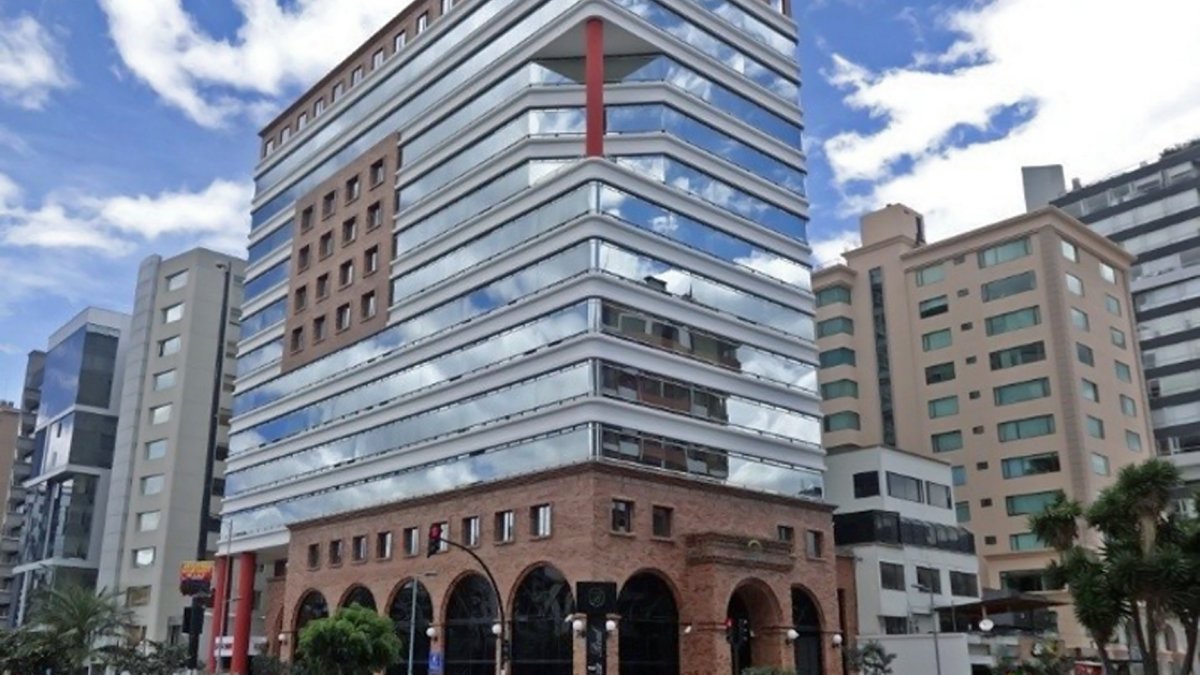 Entidad. Fachada del edificio donde funciona la Empresa Coordinadora de Empresas Públicas, en Quito.