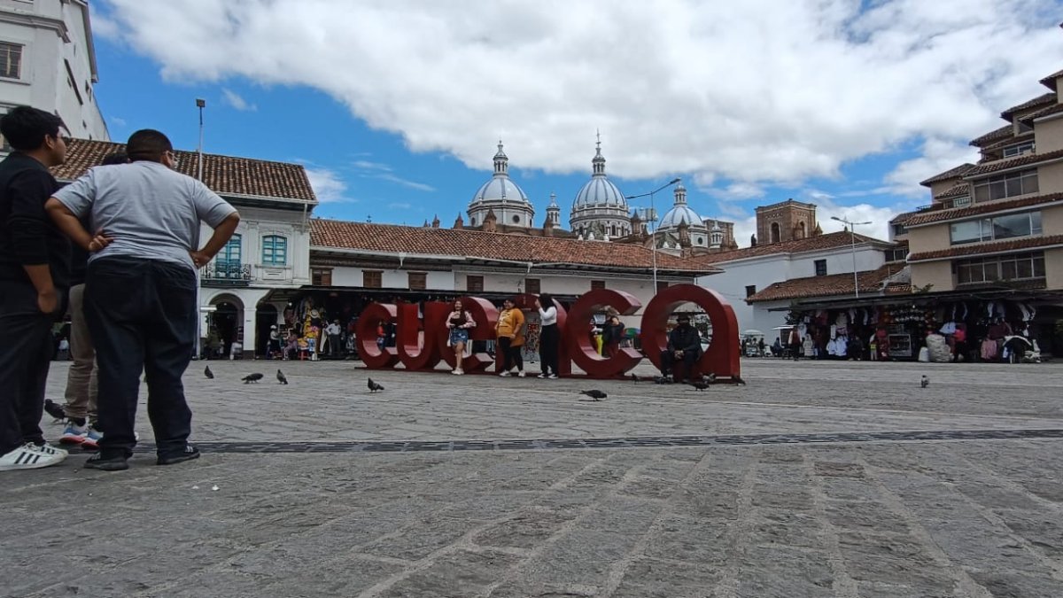 Cuenca conmemora 24 años de su declaratoria como Patrimonio de la Humanidad.