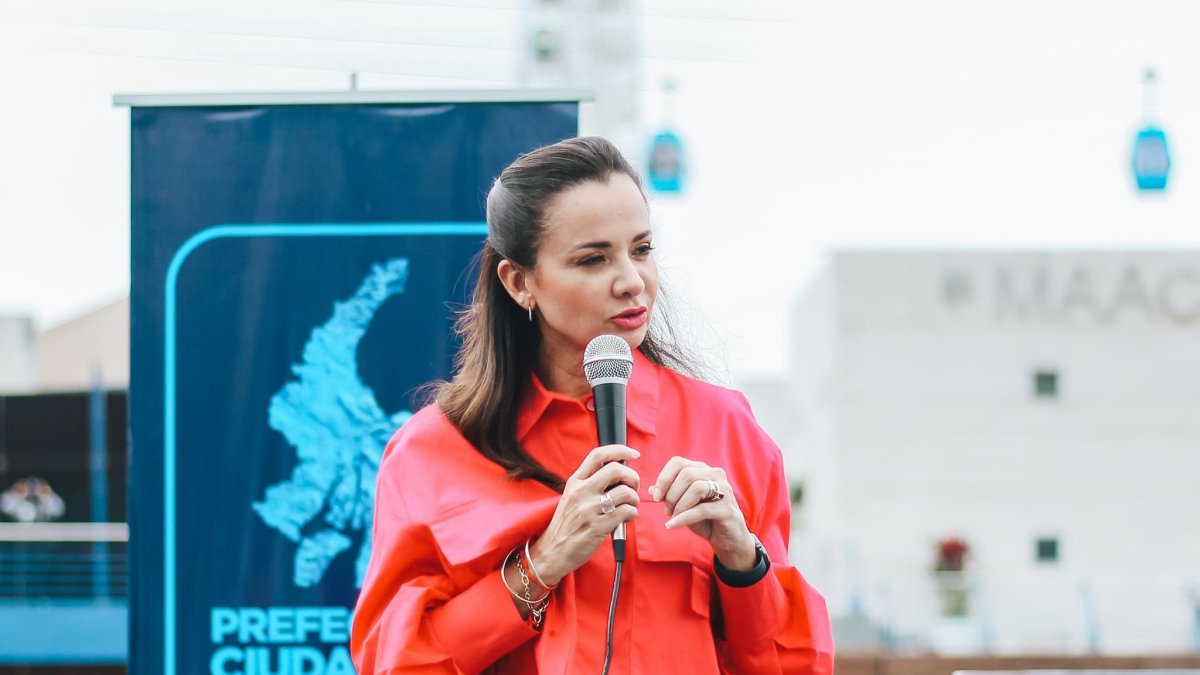 Referencia. La prefecta del Guayas, Marcela Aguiñaga, hizo un llamado a la unidad a través de sus cuentas oficiales.