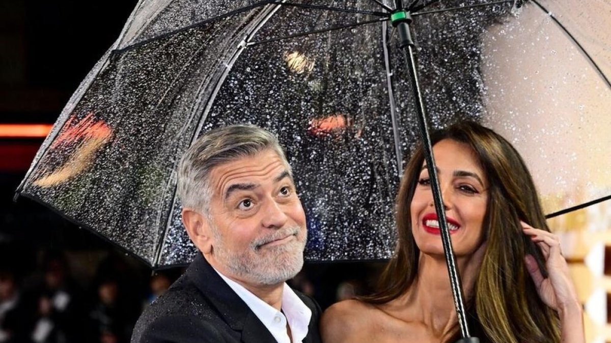 George Clooney con su esposa.