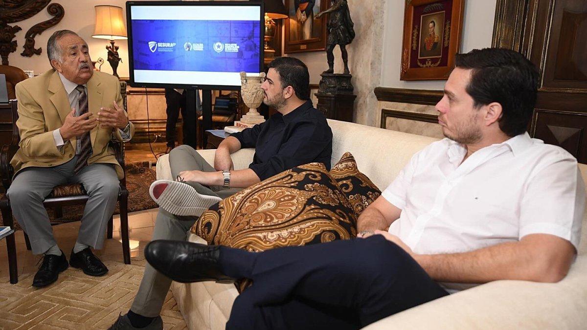 Cita. La reunión de las autoridades se dio este lunes 4 de diciembre de 2023.