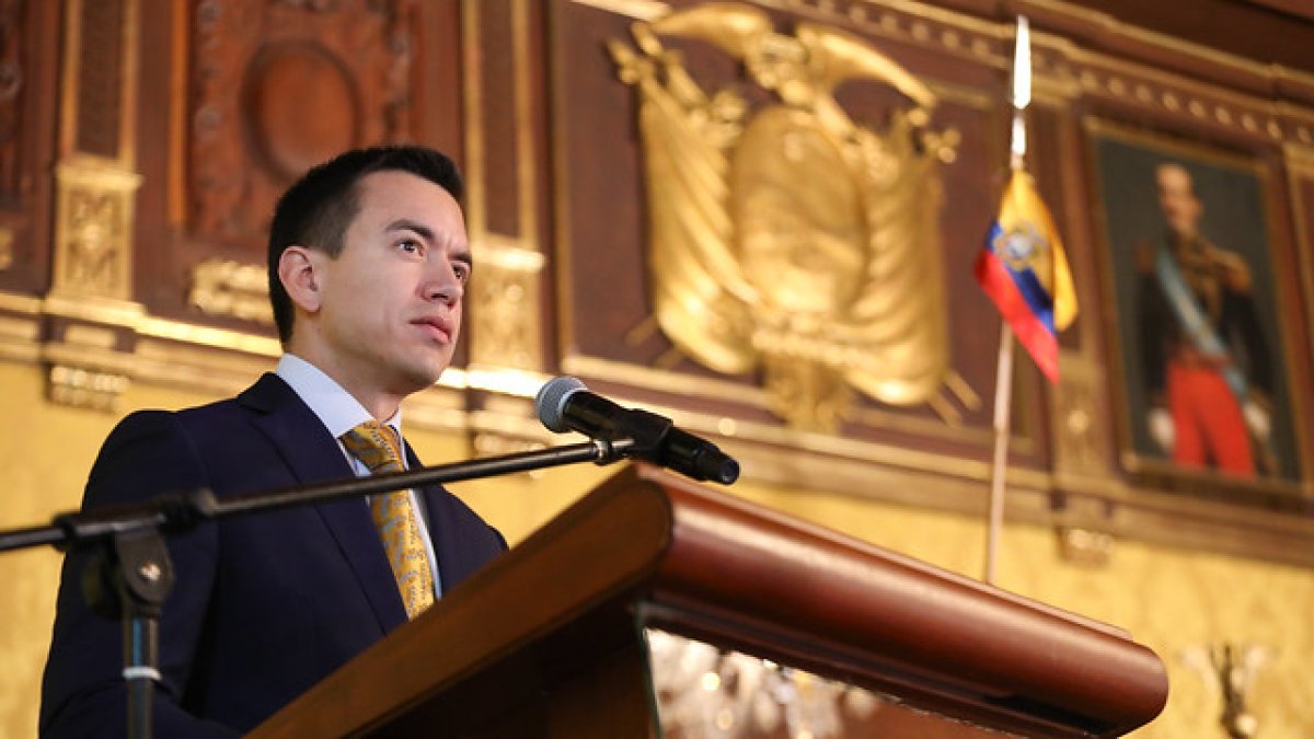 Aclaración. Durante la entrevista realizada en Quito, Noboa especificó que el sistema Carcelario que utiliza El Salvador, no lo creo Nayib Bukele. Proviene de México. 