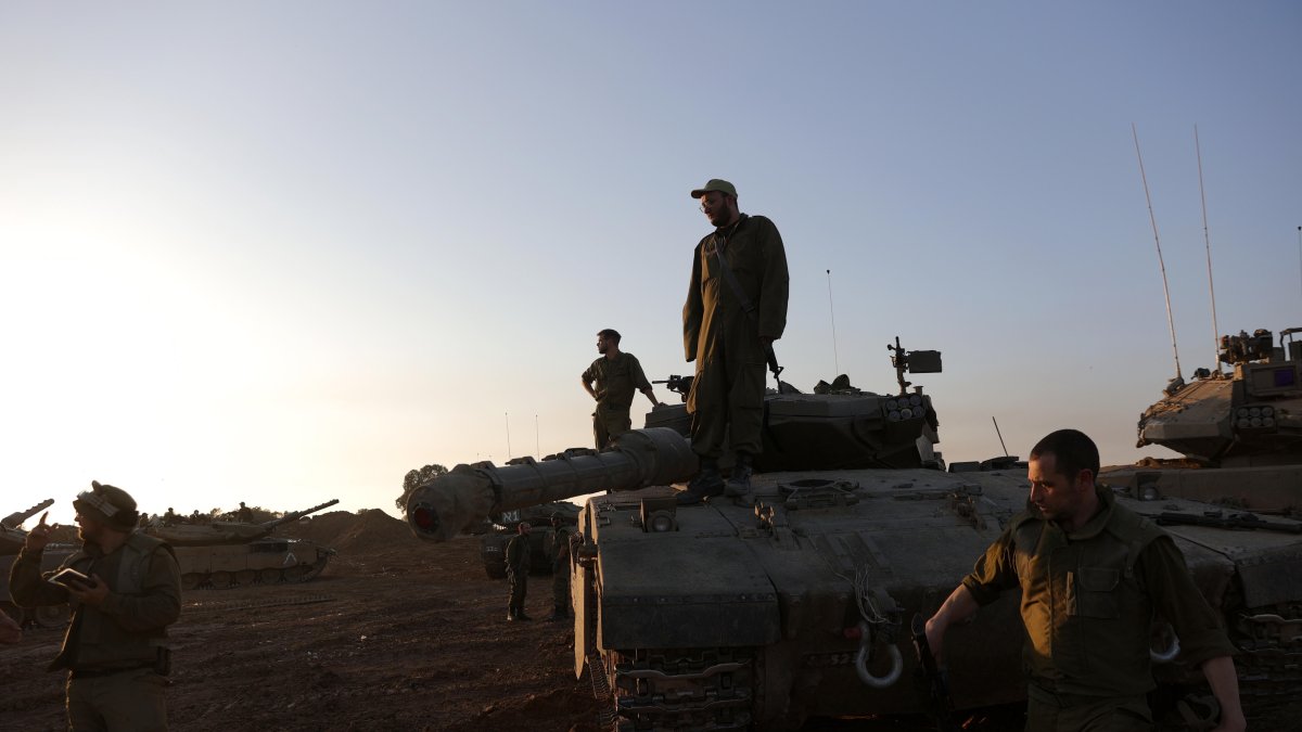 Soldados israelí en alguna zona de la Franja de Gaza este martes 5 de diciembre de 2023.