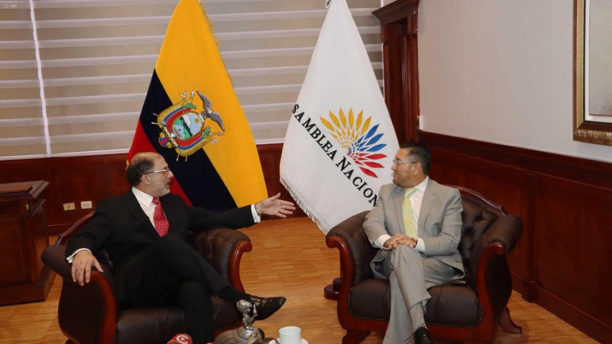 Los presidentes de la Asamblea y la CNJ se reunieron para hablar de reformas legales.