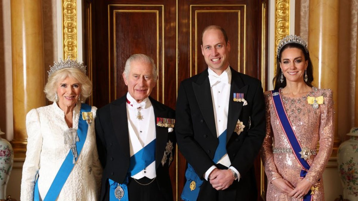 Camilla, Carlos III, Guillermo y Kate Middleton.