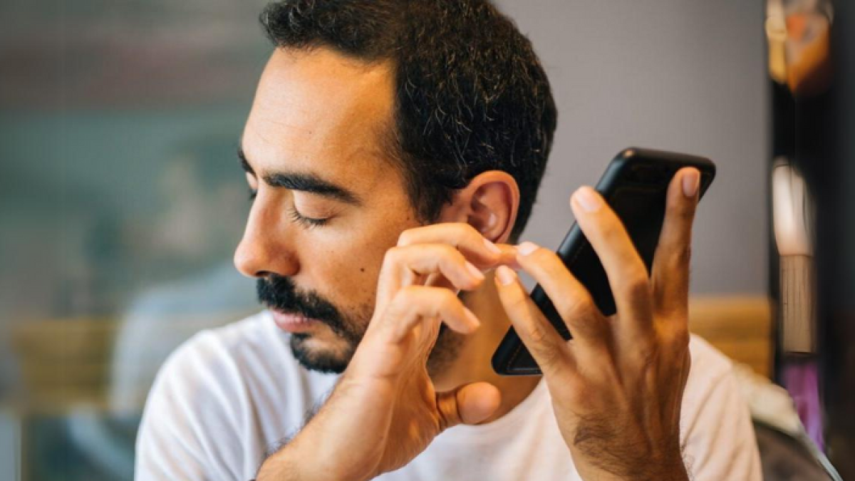 Microsoft lanza al mercado una app para personas no videntes, llamada 'Seeing AI'