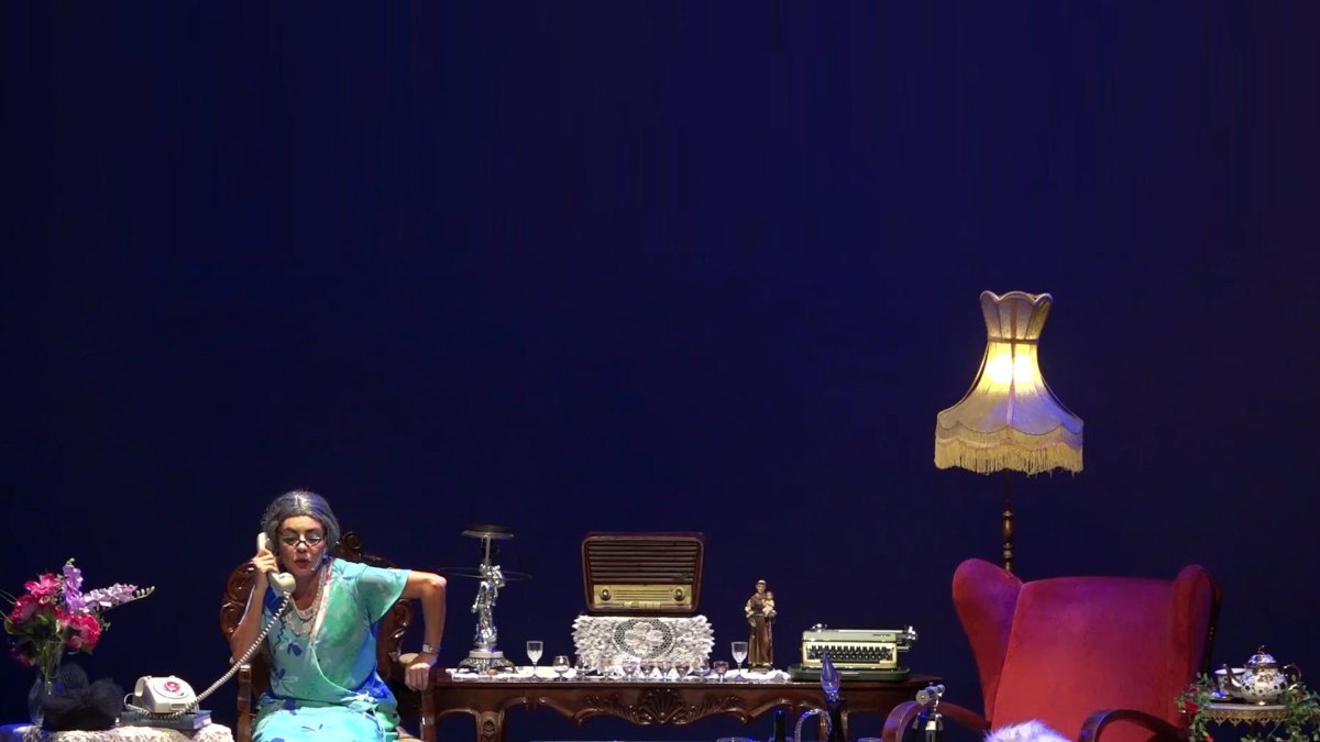 Monserrath explica que el personaje está inspirado en su madre y en una tía abuela.