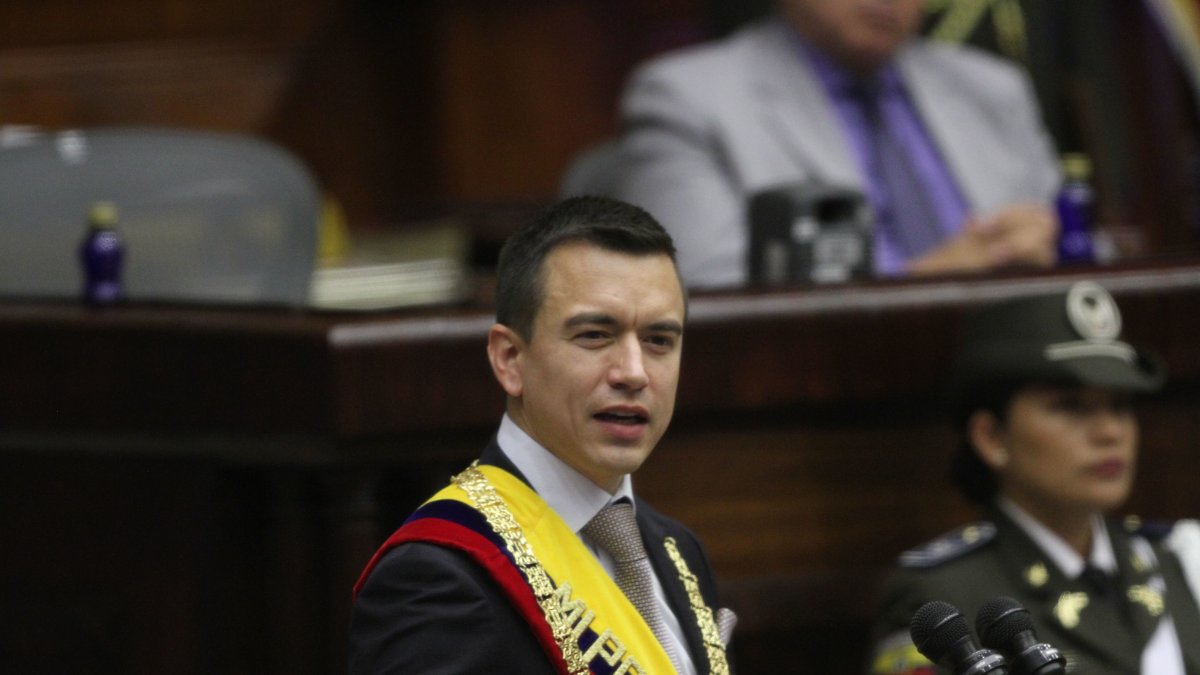 El mandatario envió el 6 de diciembre el pedido formal para que se retire la terna que envió Lasso.