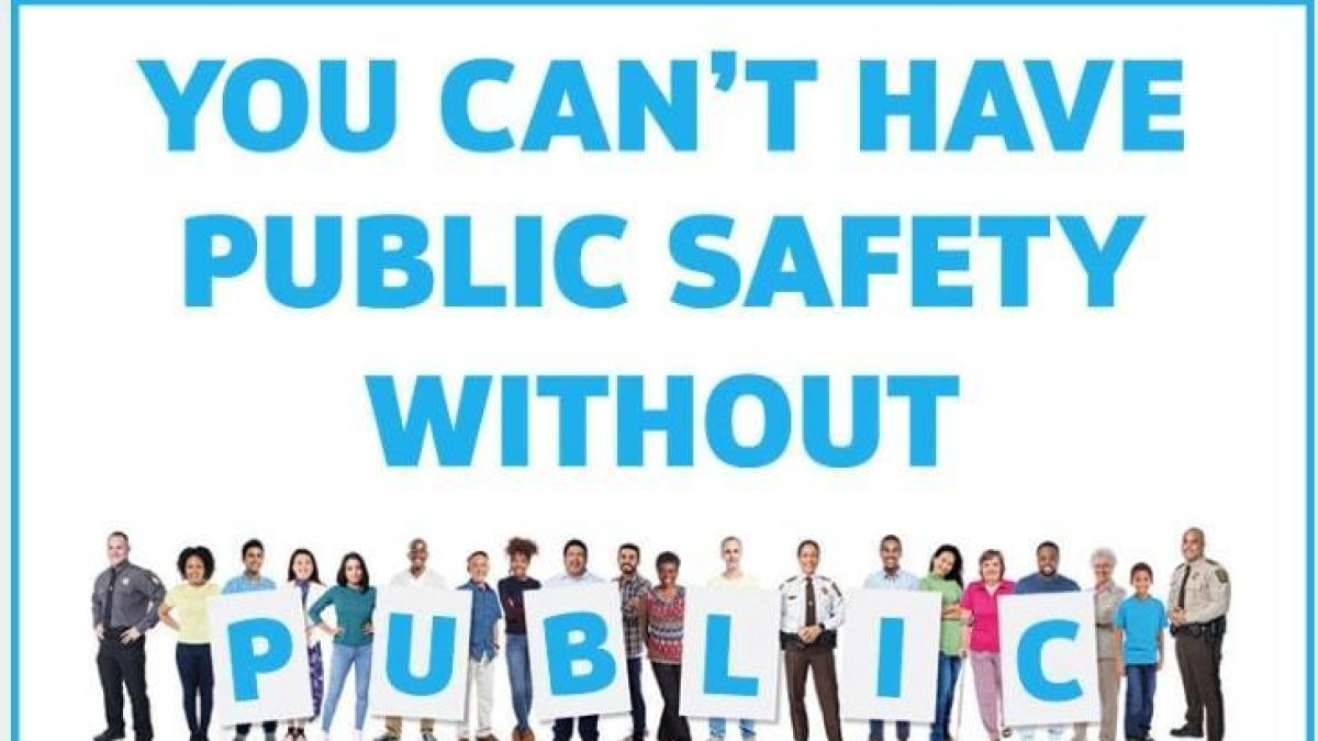 Acción.- Se requiere de la participación pública para tener más seguridad.