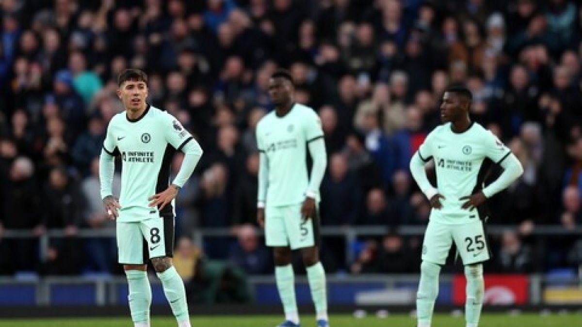 Chelsea volvió a caer a fecha seguida en la Premier League