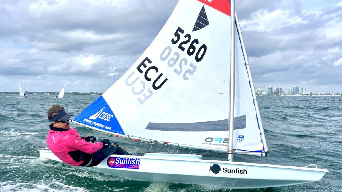 Jonathan tuvo la representación ecuatoriana más destacada en el Mundial de Sunfish.