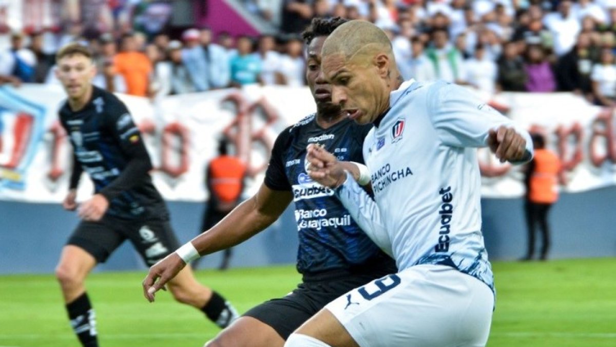 Liga de Quito empató a 0 goles el partido de ida en el estadio Banco de Guayaquil