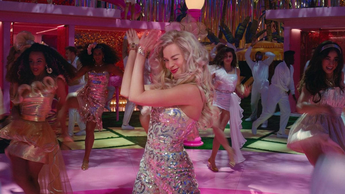 Margot Robbie como Barbie.
