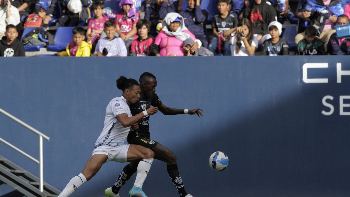 La primera final de la LigaPro estuvo marcada por la búsqueda de la posesión del balón y los recaudos defensivos.