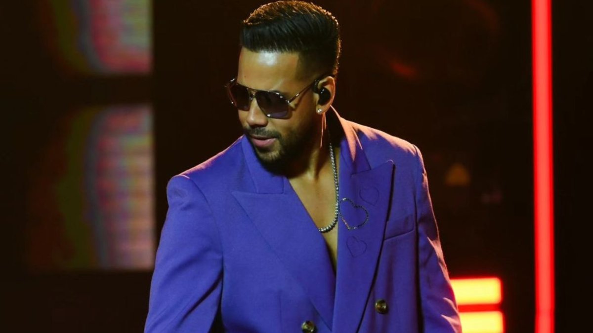 Romeo Santos tiene 42 años.