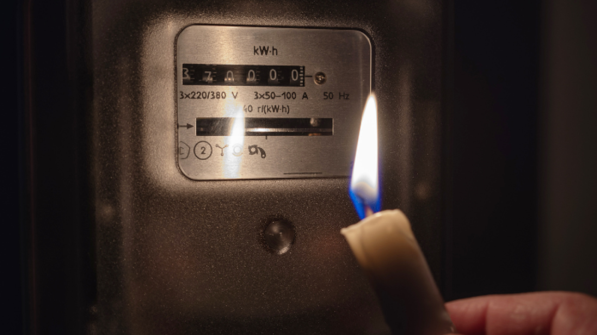 Referencial. Cortes de luz.