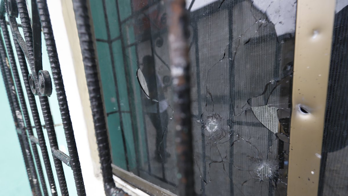 La mayor parte de los disparos contra los cuatro menores de edad que fueron asesinados en el Guasmo Sur, se ejecutaron desde la ventana.