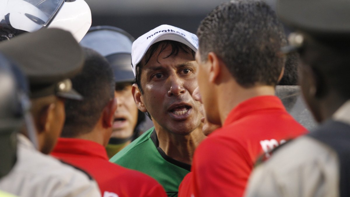 José Francisco Cevallos insultó al Alfredo Intriago en la final 2010