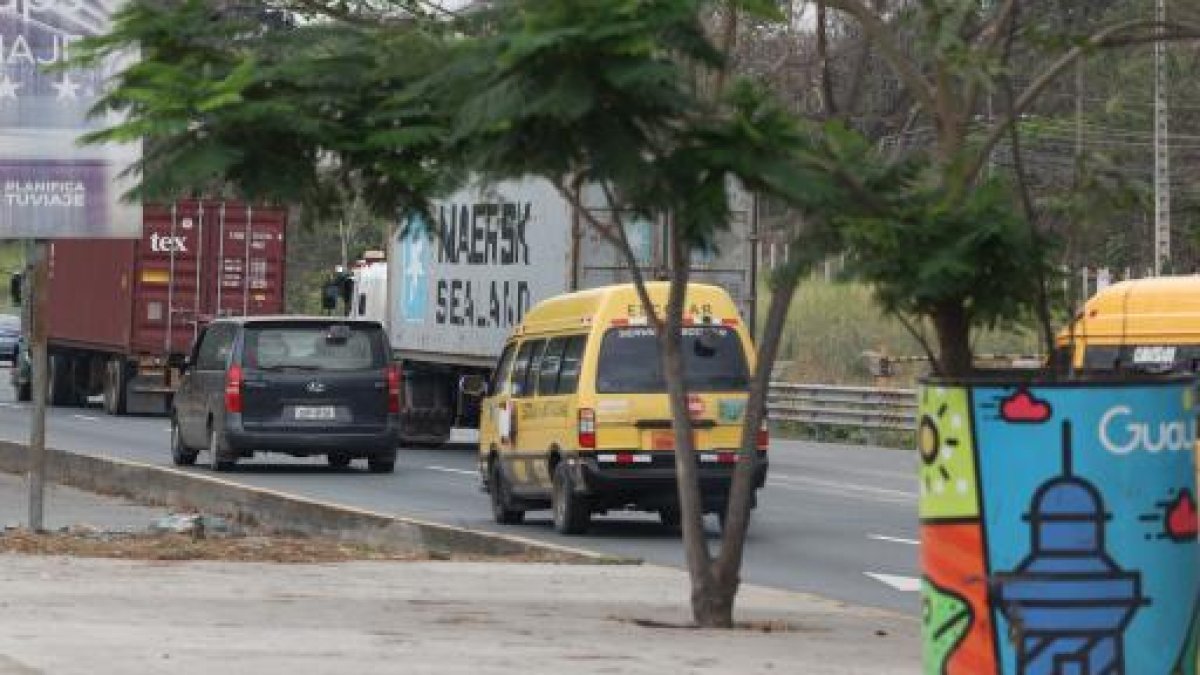 Flujo. Se prevé un incremento del paso de tráileres de la empresa naviera Maerks en la vía a la costa a partir de enero próximo.