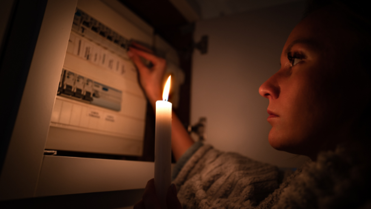 Referencial. Cortes de luz.