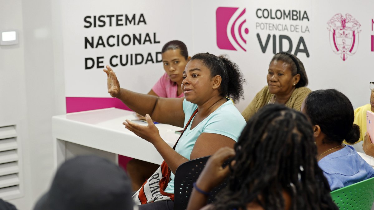 Acto. Cuidadoras durante un taller de la Ruta Nacional del Cuidado, el 7 de diciembre del 2023, en María La Baja