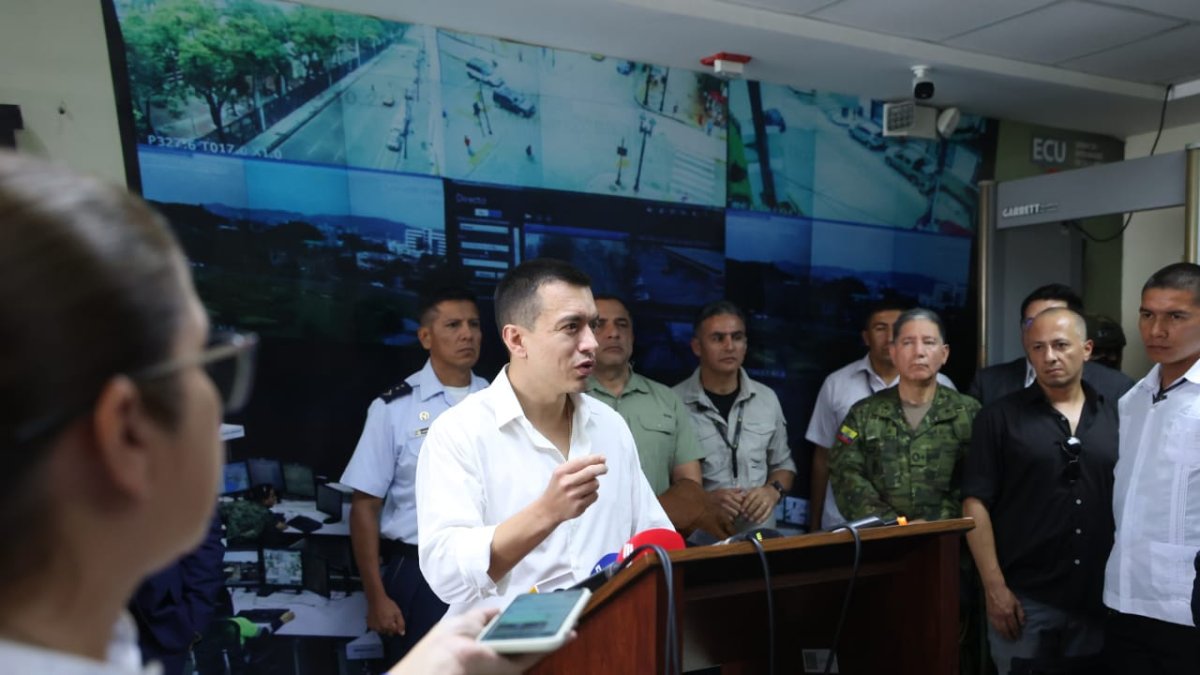 Proceso. El primer mandatario adelantó que se tratarán tres temas y será un cuestionario de más de 12 preguntas.