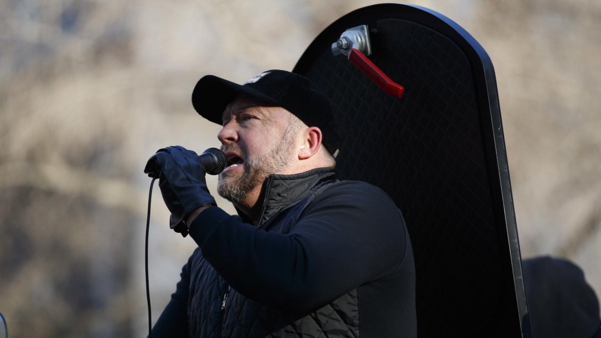 Locutor estadounidense, Alex Jones.