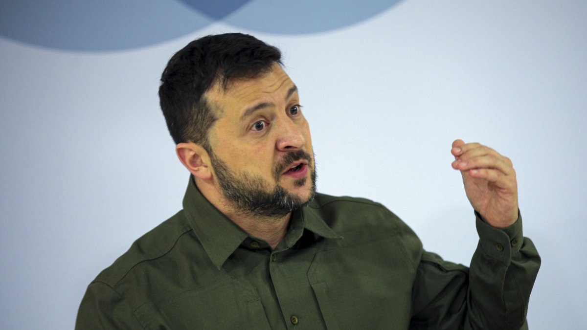 En la imágen se observa el presidente de Ucrania, Volodimir Zelenskyy.