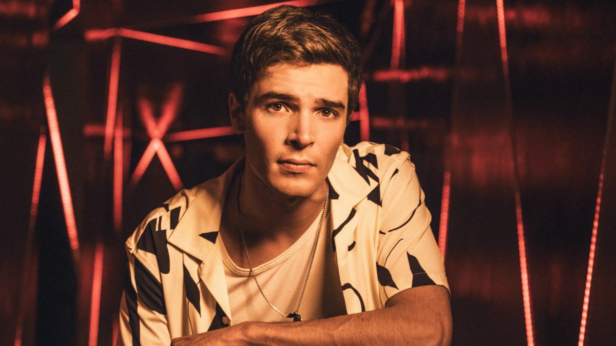 Alejandro Santamaría.