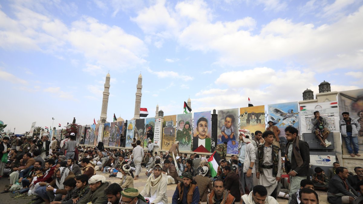 Protesta de yemeníes en Sana en apoyo al pueblo palestino el 15 de diciembre de 2023.