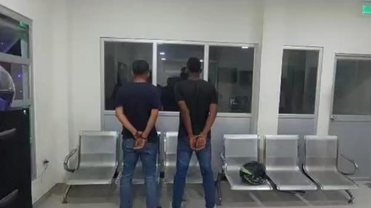 Los involucrados estaban en posesión de un arma de fuego