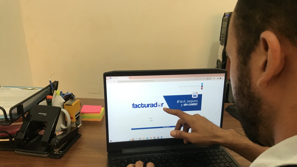 Facturador. El facturador gratuito se halla en la plataforma oficial del SRI donde se realiza todo el proceso.