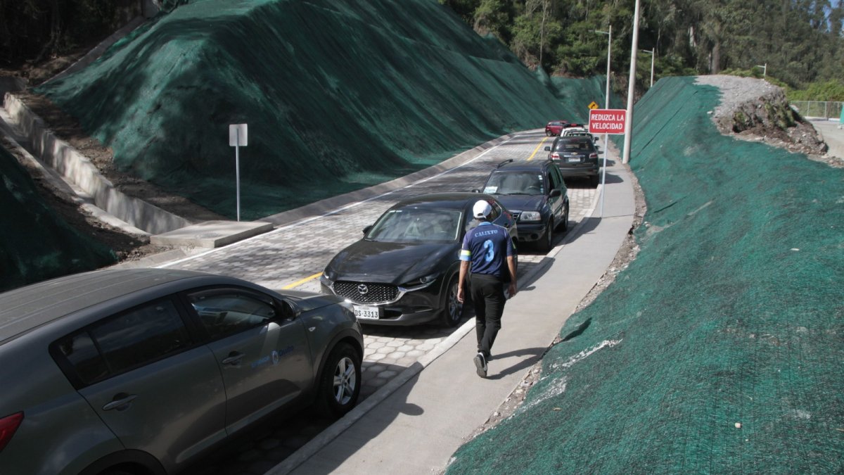 La  nueva estructura vial tendrá una capa de rodadura en adoquín y conformación de sistemas de drenaje pluvial.
