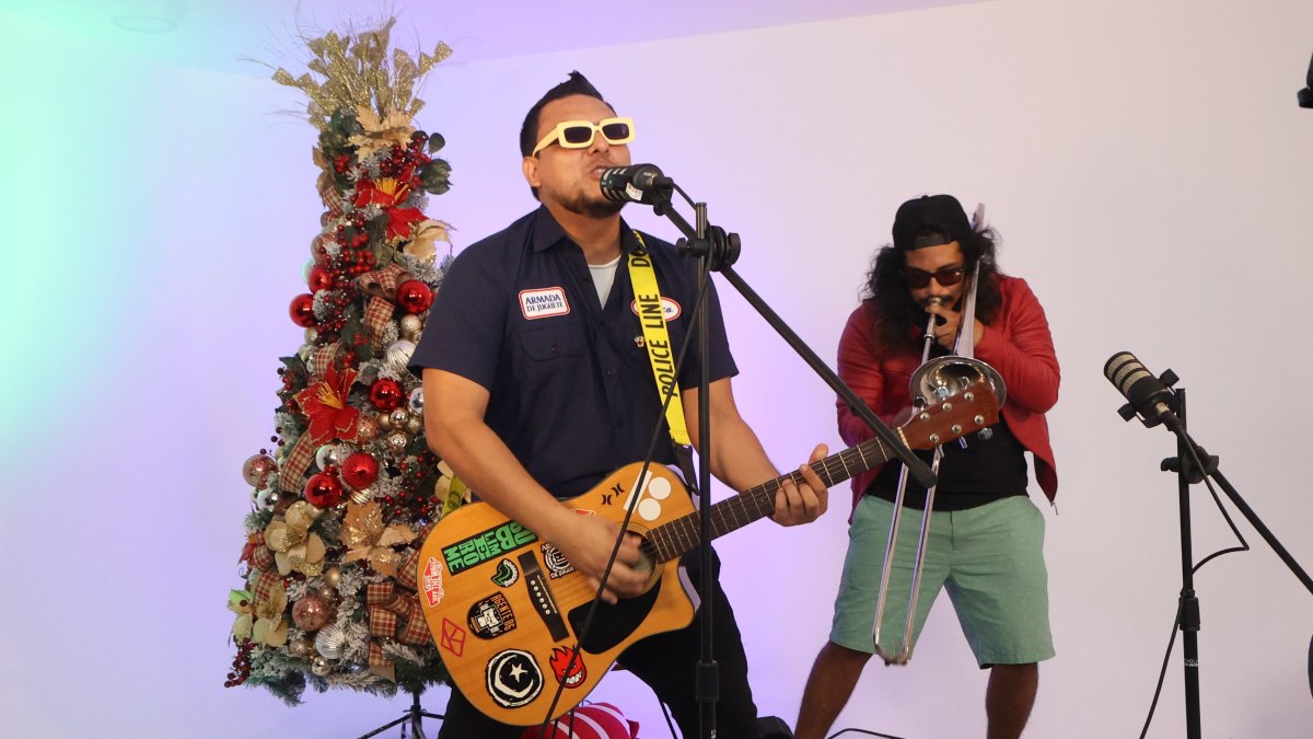 Armada de Juguete compartió su versión de Tutaina.