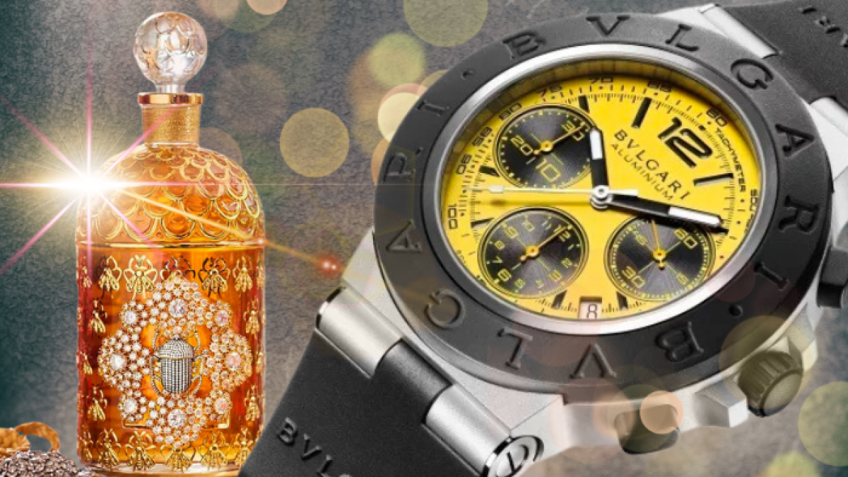 Botella elaborada por la diseñadora turca Begüm Khan, y reloj de la marca Bvulgari.