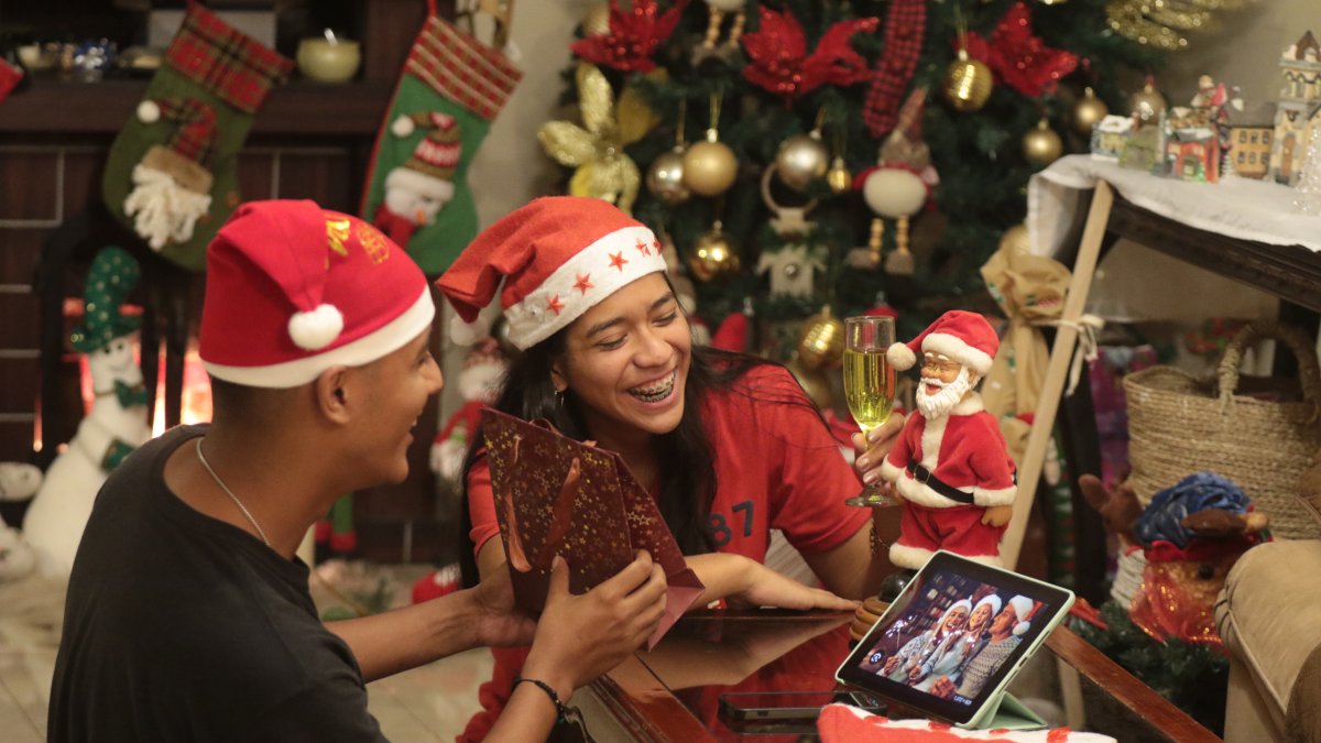 Unión. La tecnología ha sido el mejor aliado para mantener vivas las tradiciones en estas festividades.