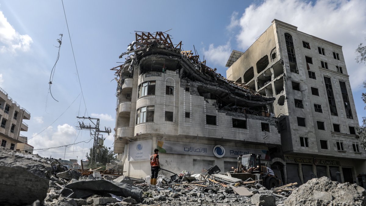 La guerra ha derribado cientos de edificaciones