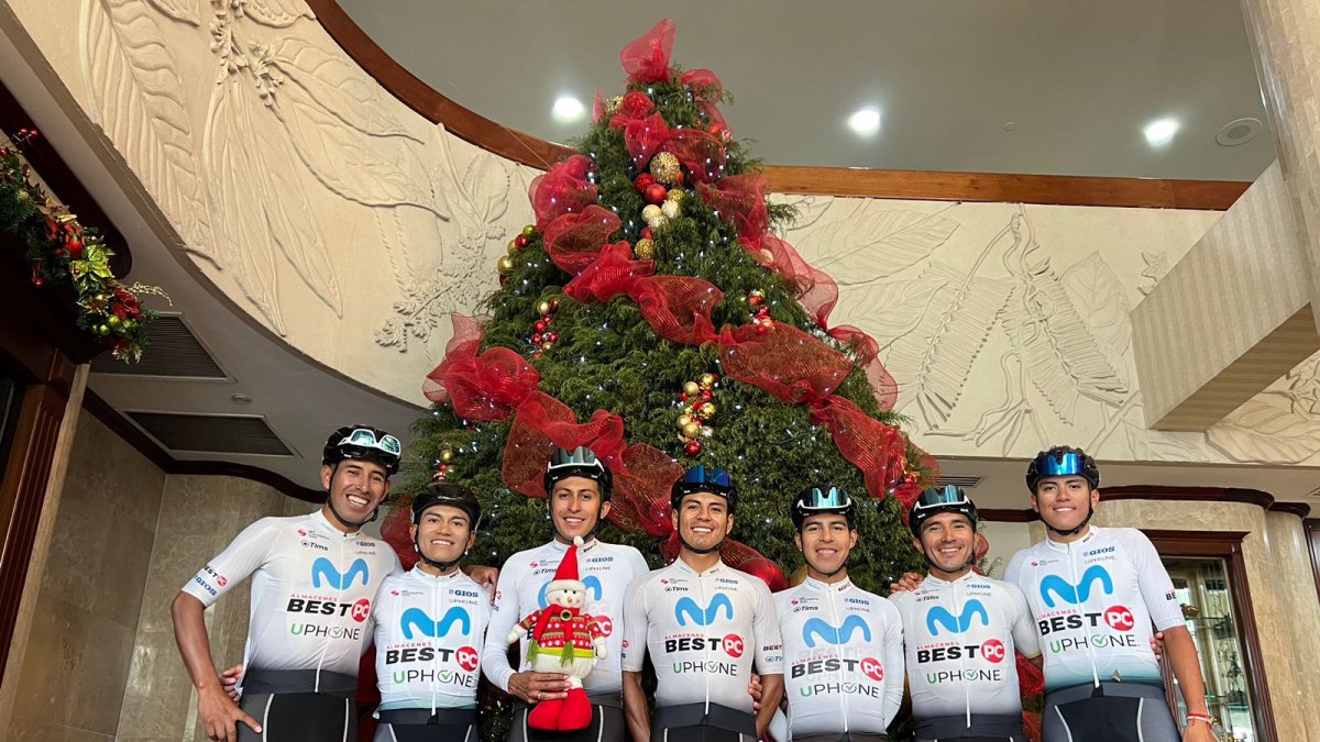 Los ciclistas del Movistar Best PC viven la Navidad como una familia mientras compiten en Costa Rica.