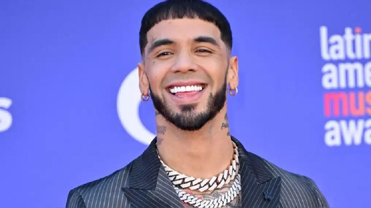 Anuel AA ha tenido una vida sentimental muy tumultuosa, sin embargo está pendiente del bienestar de su hija Cattleya.